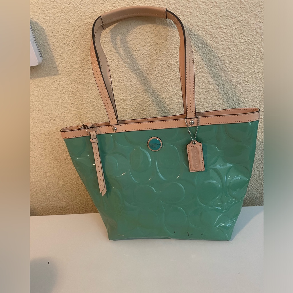 Coach Signature Stripe Embrossed Patent Tote Bag